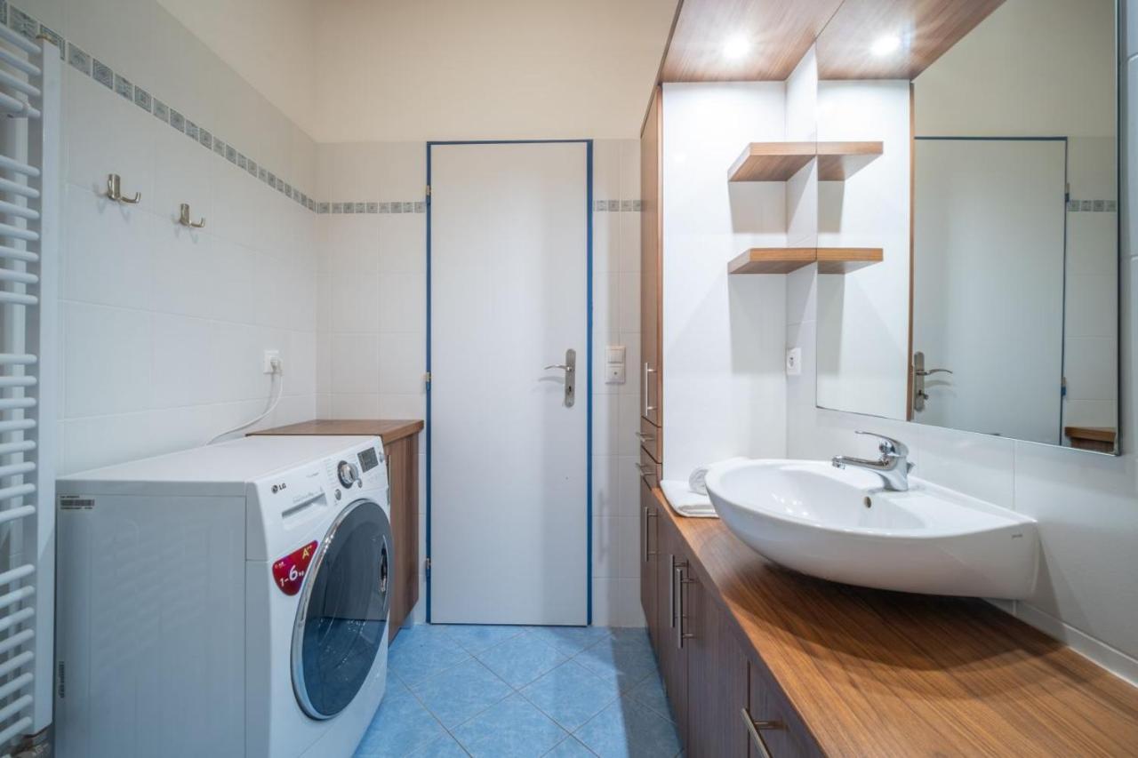 Apartment Doky D8 - Lipno Home Lipno nad Vltavou Exterior foto